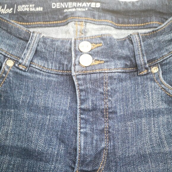 Denver Hayes Curve Tech Ladies Size 12 Chloe Curvy Fit Medium Wash Capri's - Picture 5 of 12